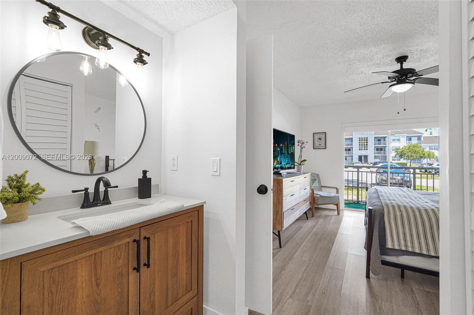 LE CLUB AT OLD CUTLER CON - Residential