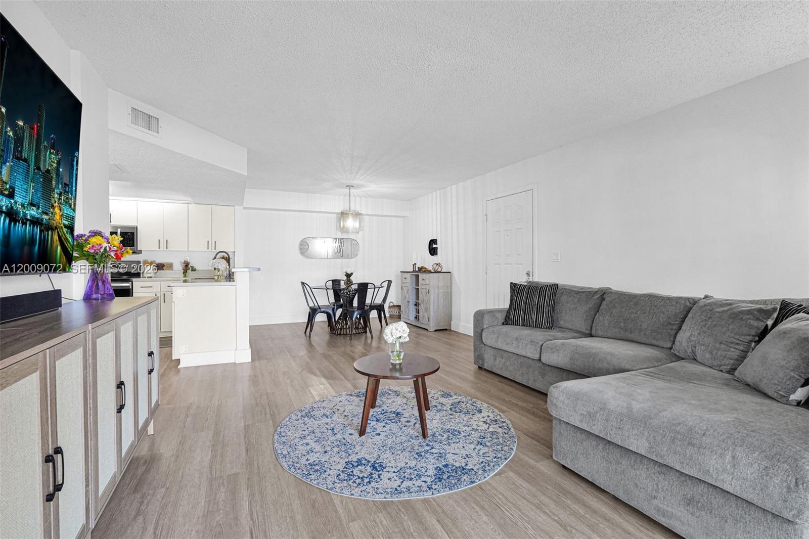 LE CLUB AT OLD CUTLER CON - Residential