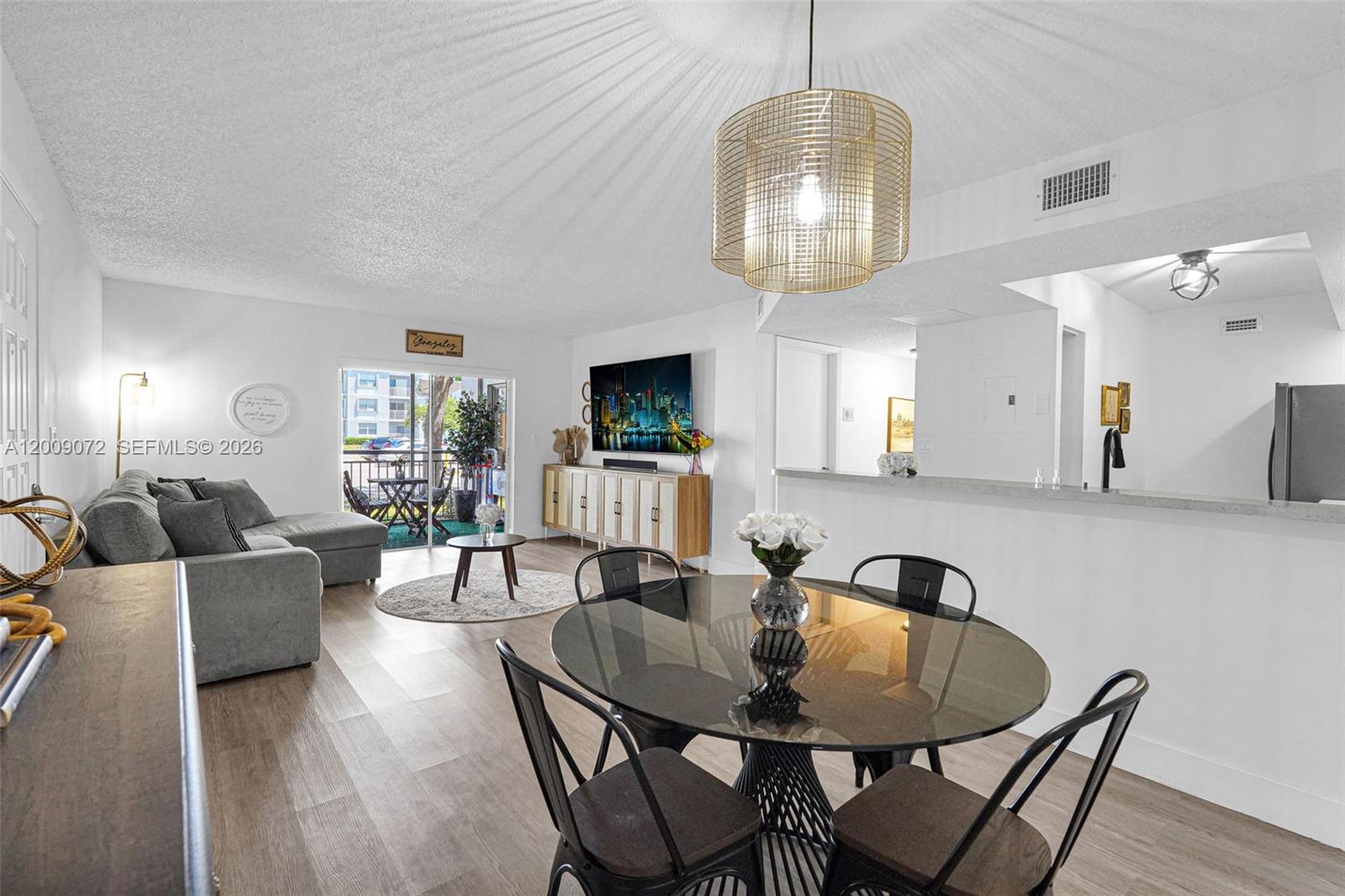 LE CLUB AT OLD CUTLER CON - Residential