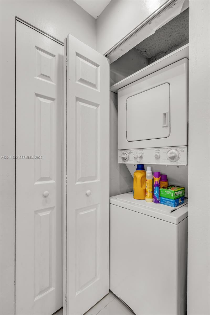 GREENTREE CONDO - Residential Lease