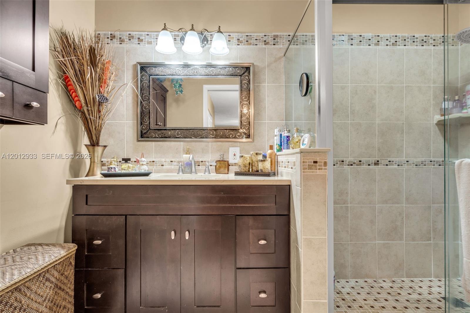 GREENTREE CONDO - Residential Lease