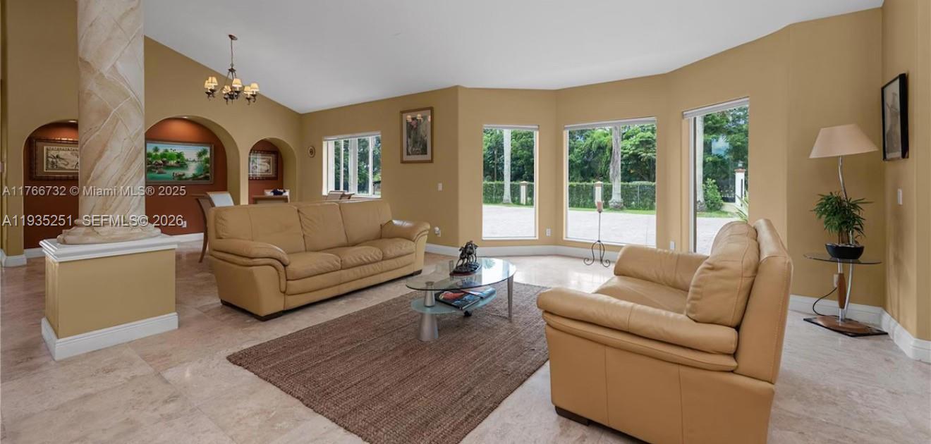 exclusive redlands - Residential