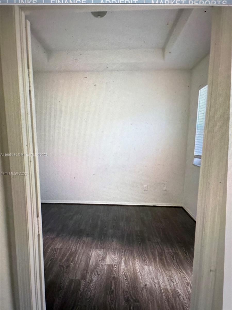 LAS TERRAZAS AT VIZCAYA - Residential Lease