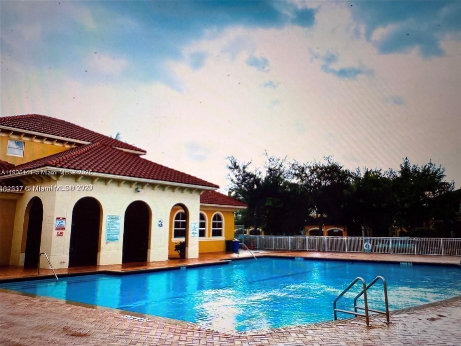 LAS TERRAZAS AT VIZCAYA - Residential Lease