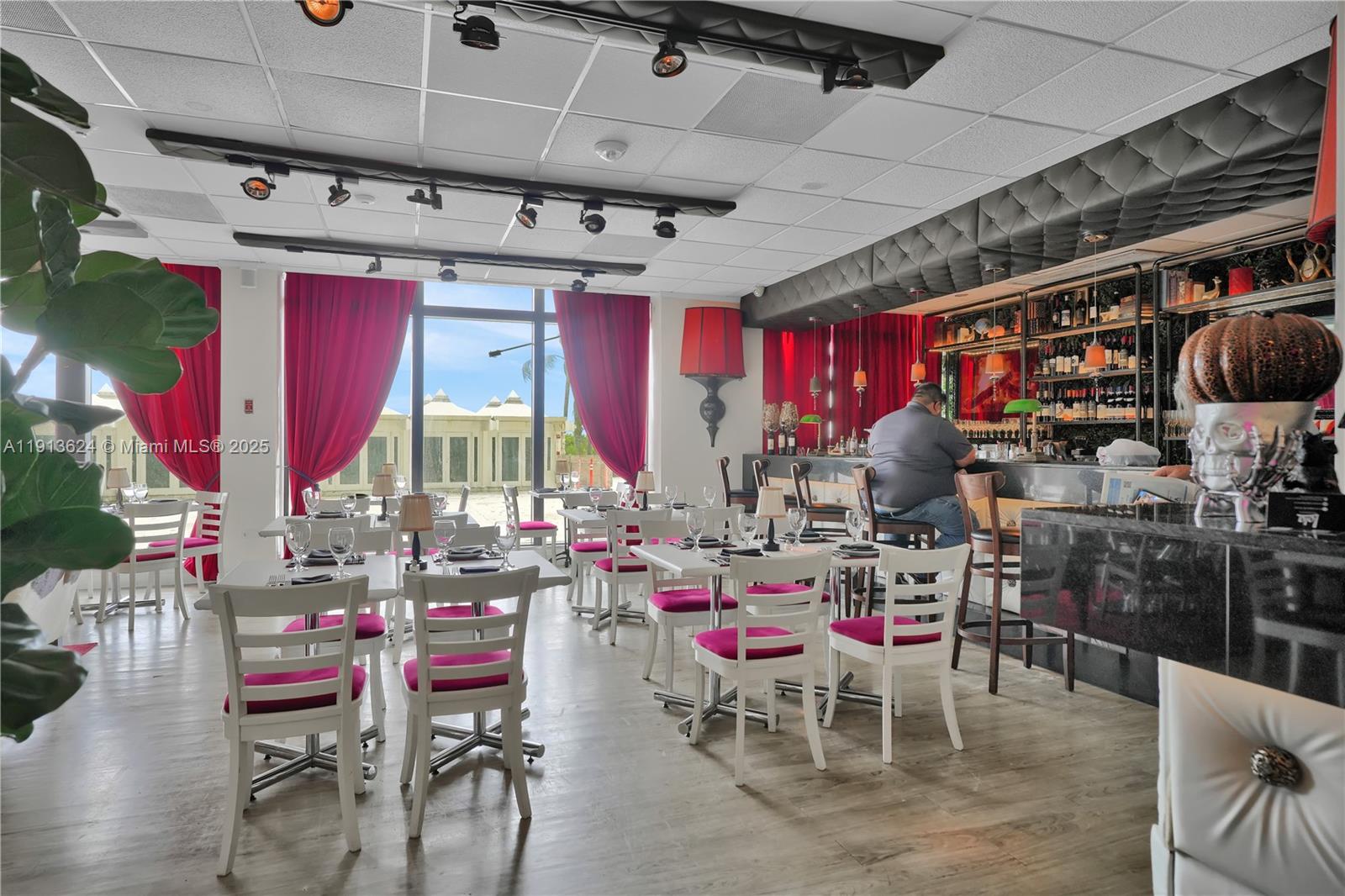 OCEANSIDE PLAZA CONDO - Residential Lease