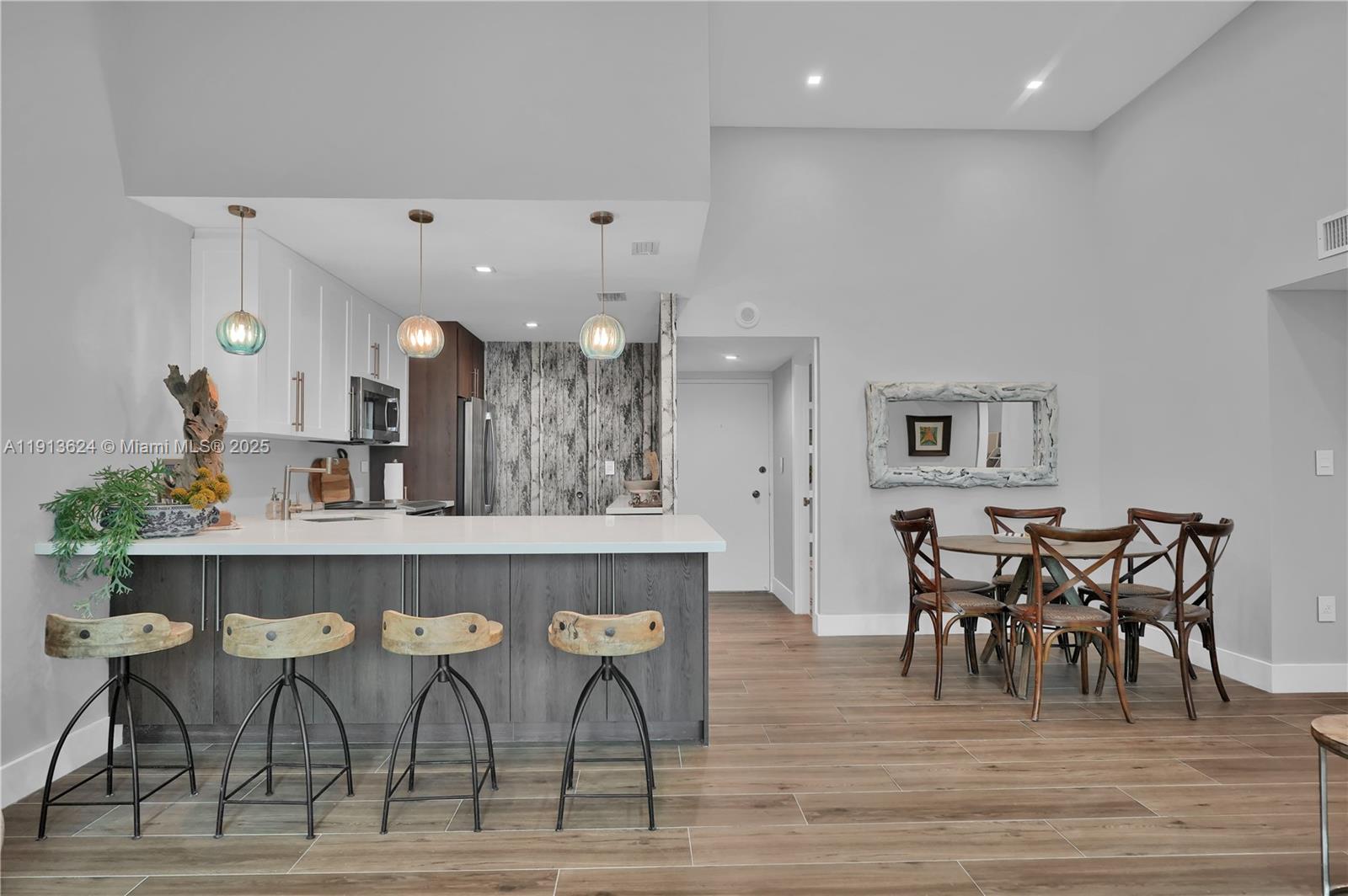 OCEANSIDE PLAZA CONDO - Residential Lease