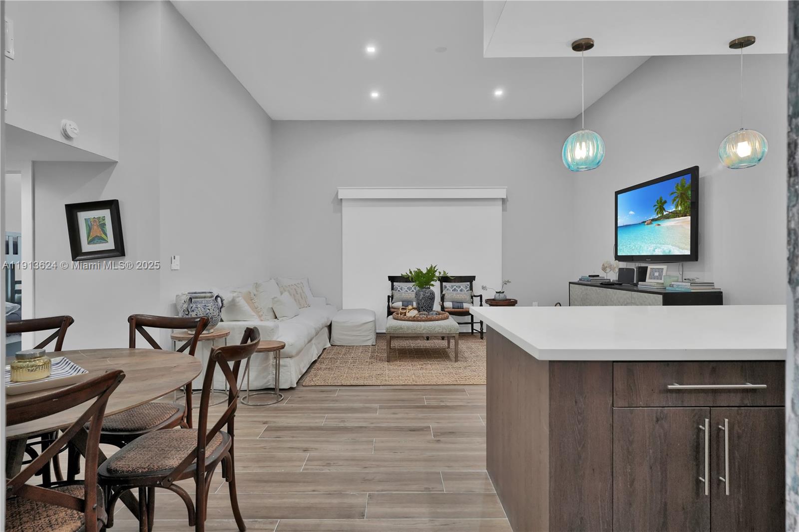 OCEANSIDE PLAZA CONDO - Residential Lease