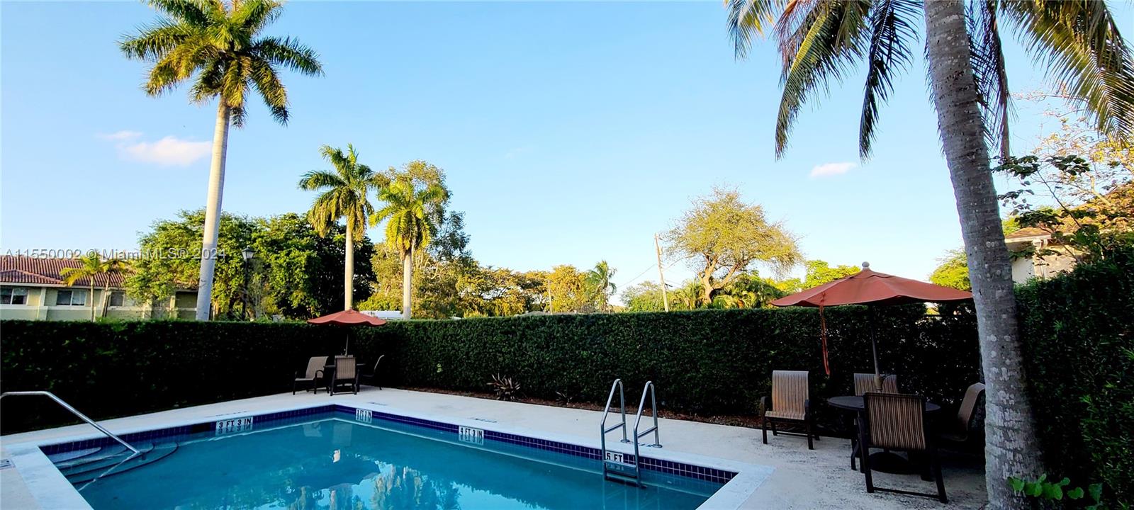WASHINGTON COURT VILLAS - Residential Lease