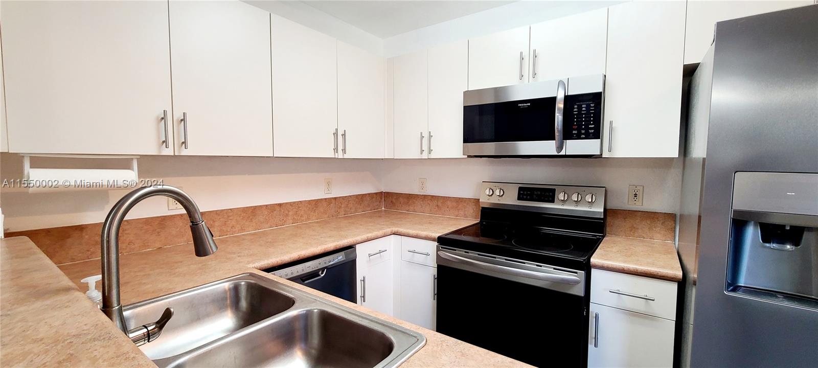 WASHINGTON COURT VILLAS - Residential Lease
