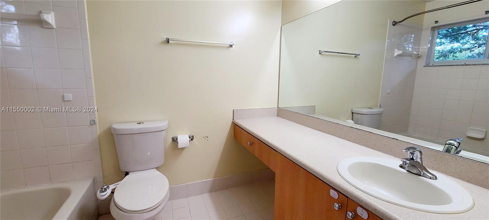 WASHINGTON COURT VILLAS - Residential Lease