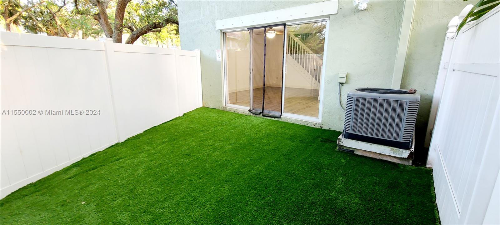 WASHINGTON COURT VILLAS - Residential Lease