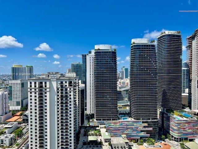 THE AXIS ON BRICKELL II C - Residential