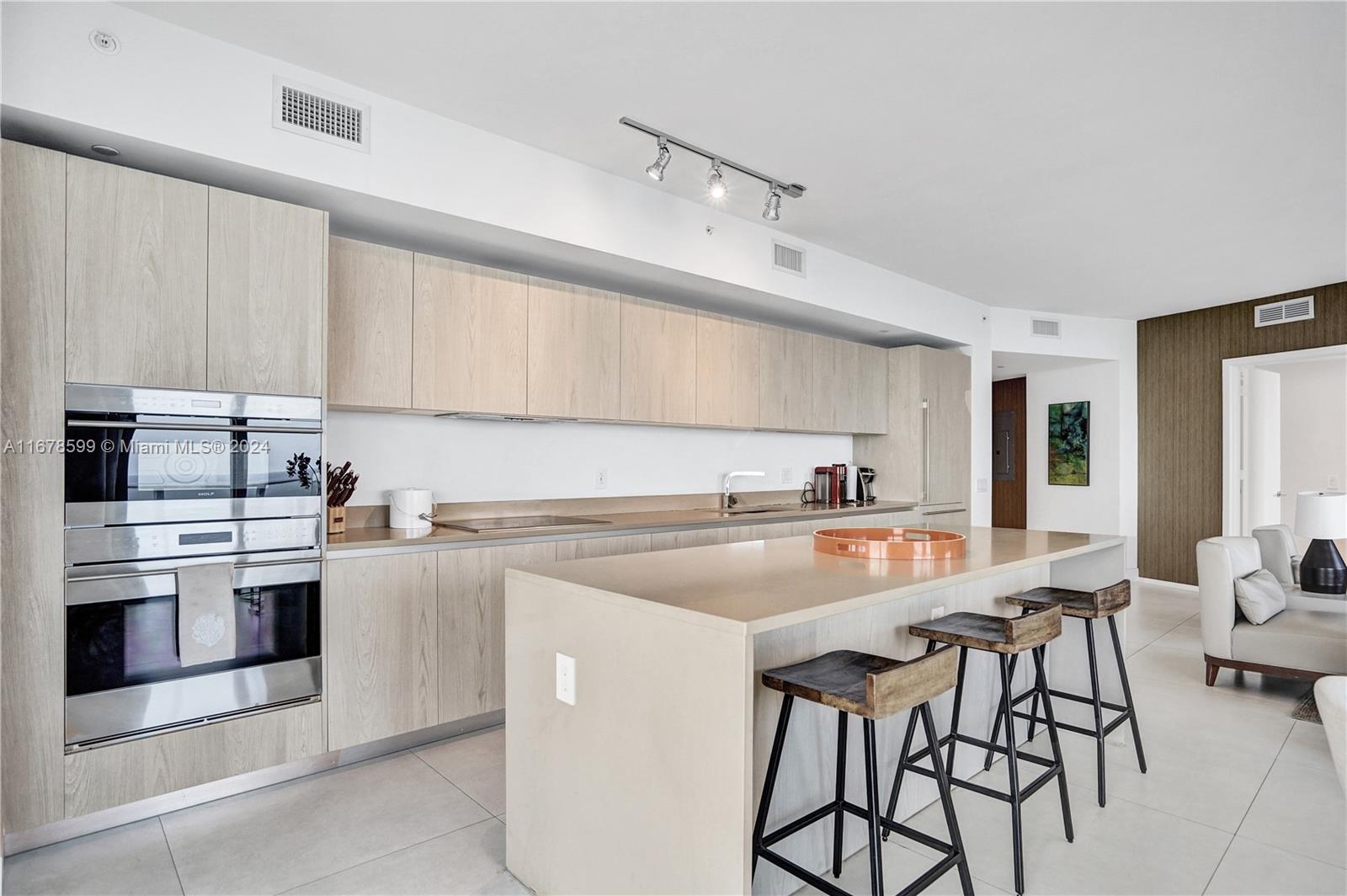 4111 SOUTH OCEAN DRIVE CO - Residential