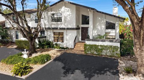 11769 SW 91st Ter Miami FL 33186