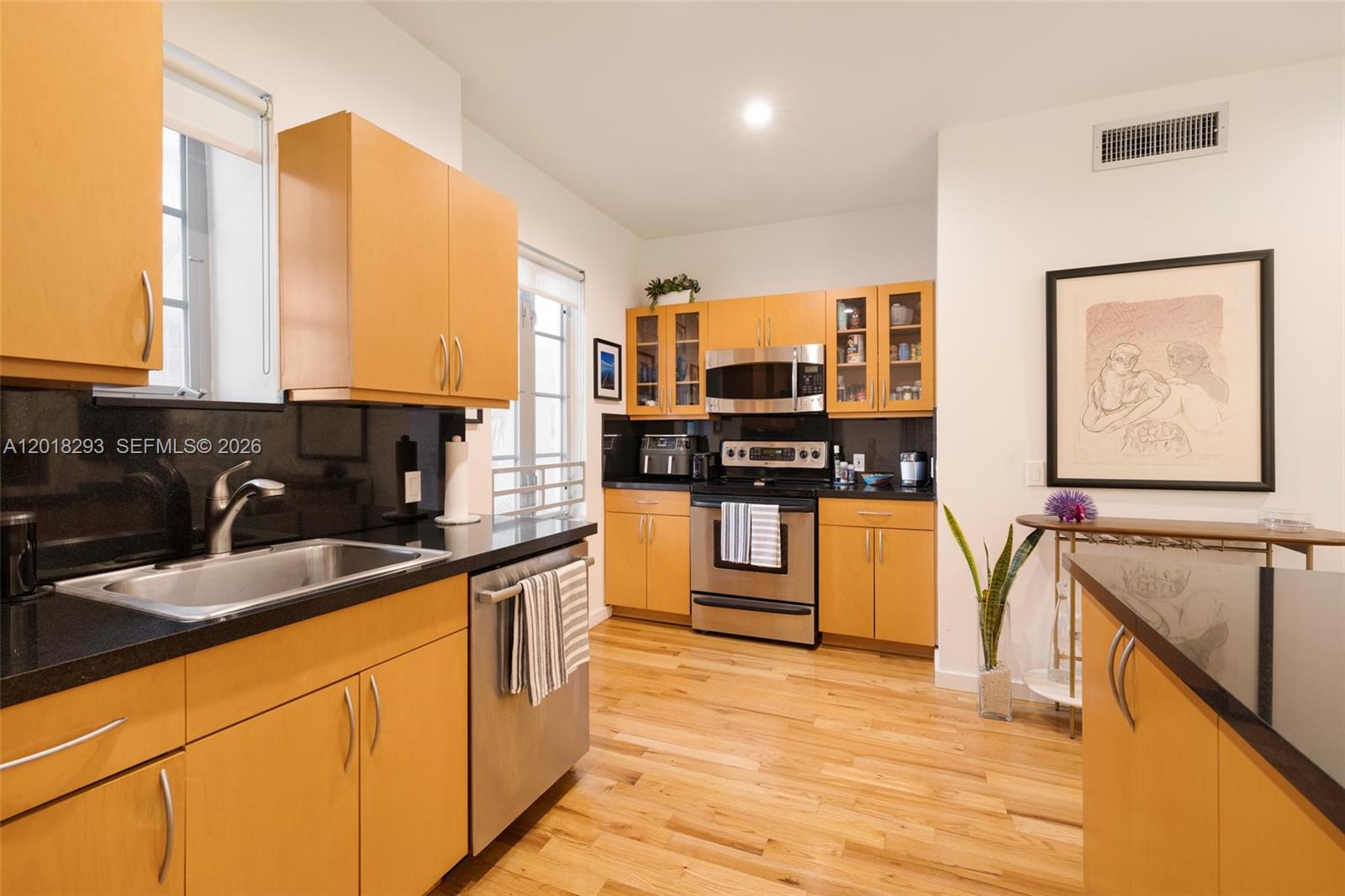 1551 CONDO - Residential