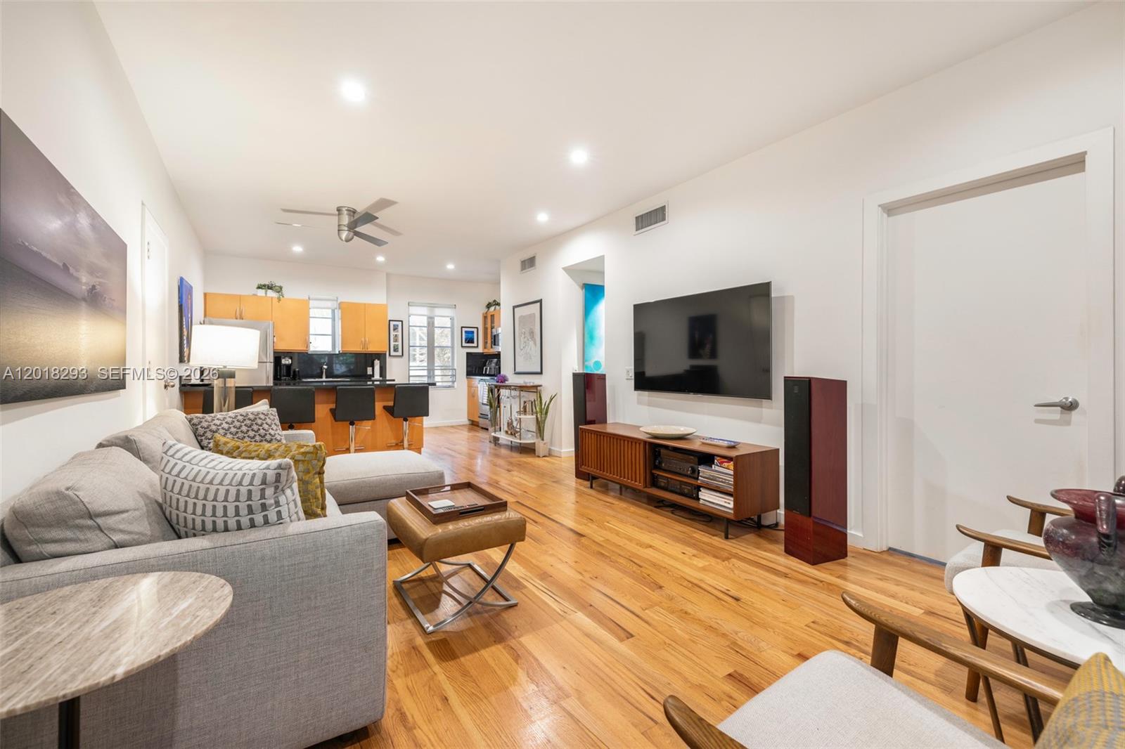 1551 CONDO - Residential