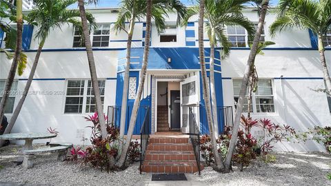 1241 13th St 3 Miami Beach FL 33139