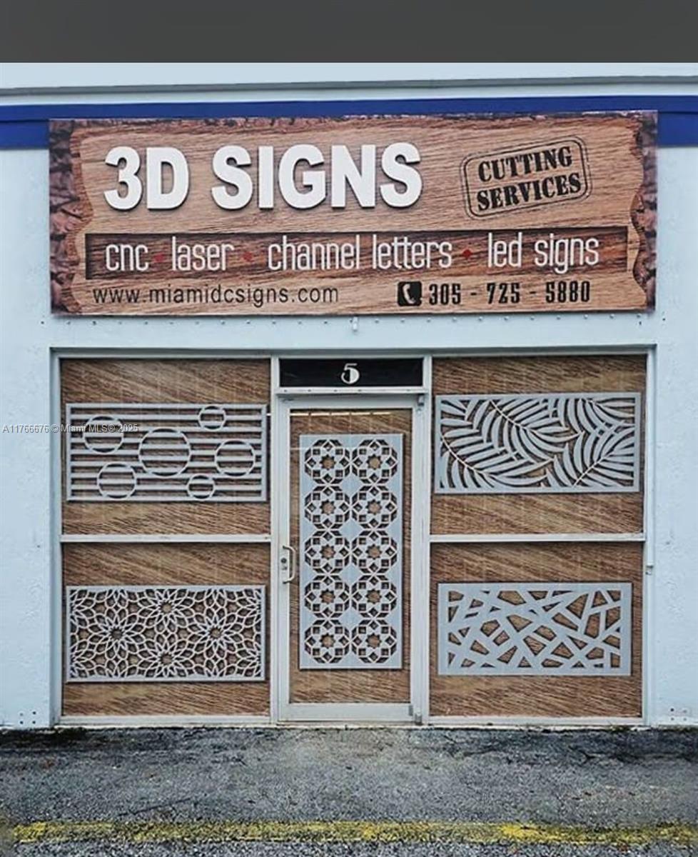 Excellent business opportunity in the heart of Cutler Bay! This established CNV laser cutting and router business has been thriving for 7 years, specializing in advertising signs, 3D signs, channel letters, and LED signs. Fully equipped and ready for a new owner to expand, this business offers great potential for growth in a high-demand industry. Take advantage of this turnkey operation and bring your vision to life. Don’t miss out on this fantastic investment opportunity!