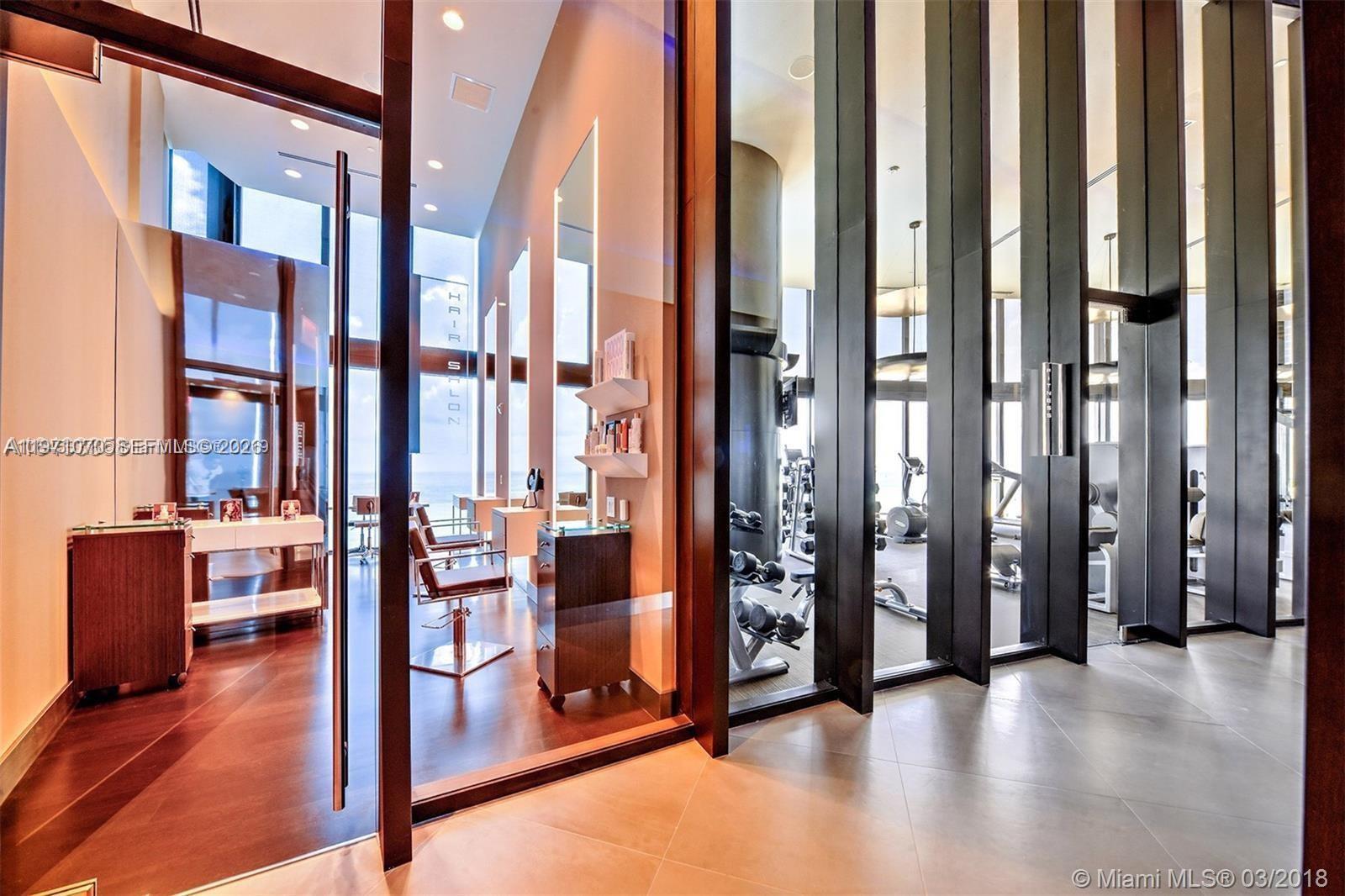 18555 COLLINS AVENUE COND - Residential