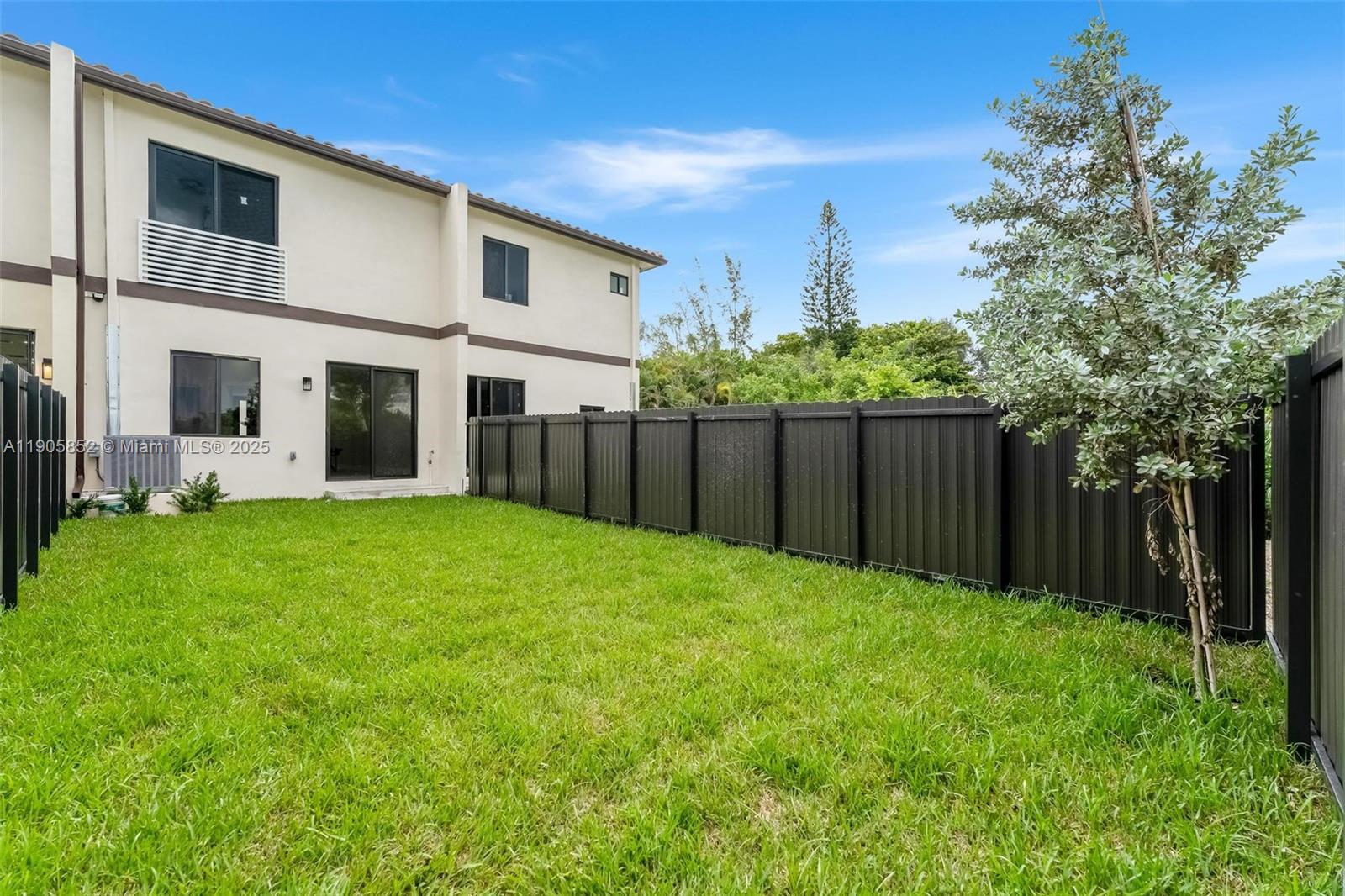 LITTLE RIVER FARMS - Residential Income