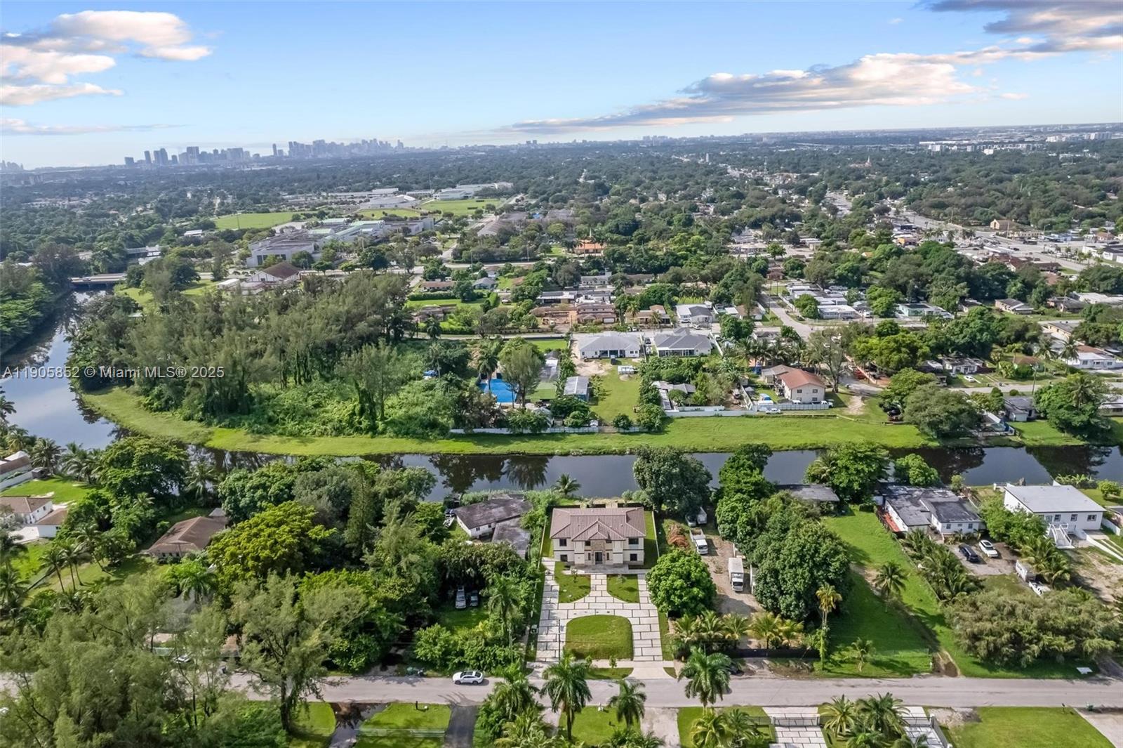 LITTLE RIVER FARMS - Residential Income