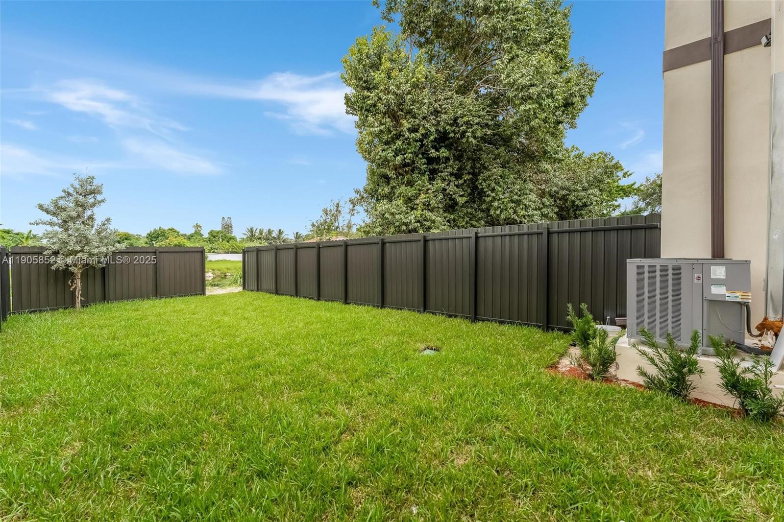 LITTLE RIVER FARMS - Residential Income