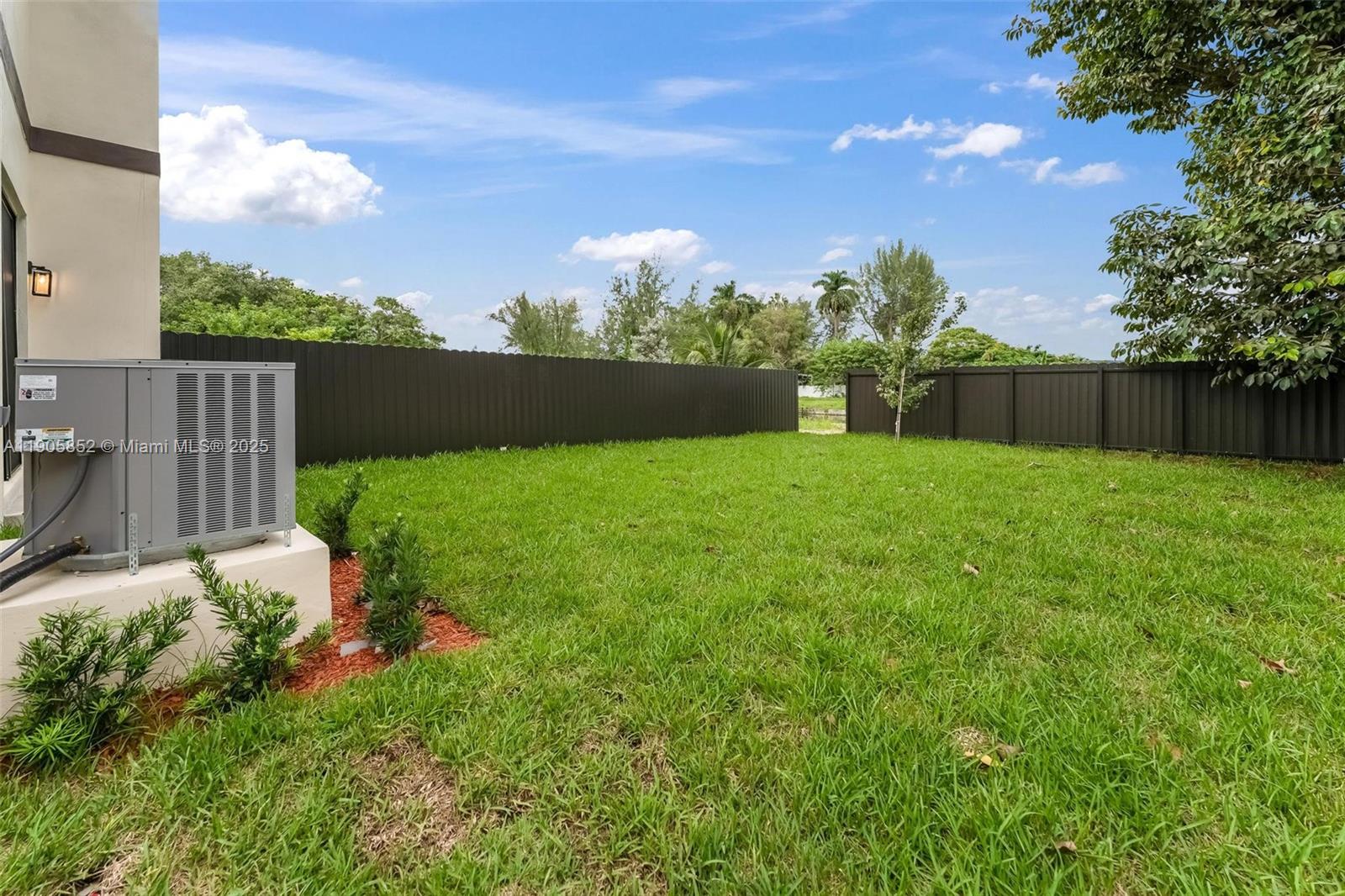 LITTLE RIVER FARMS - Residential Income