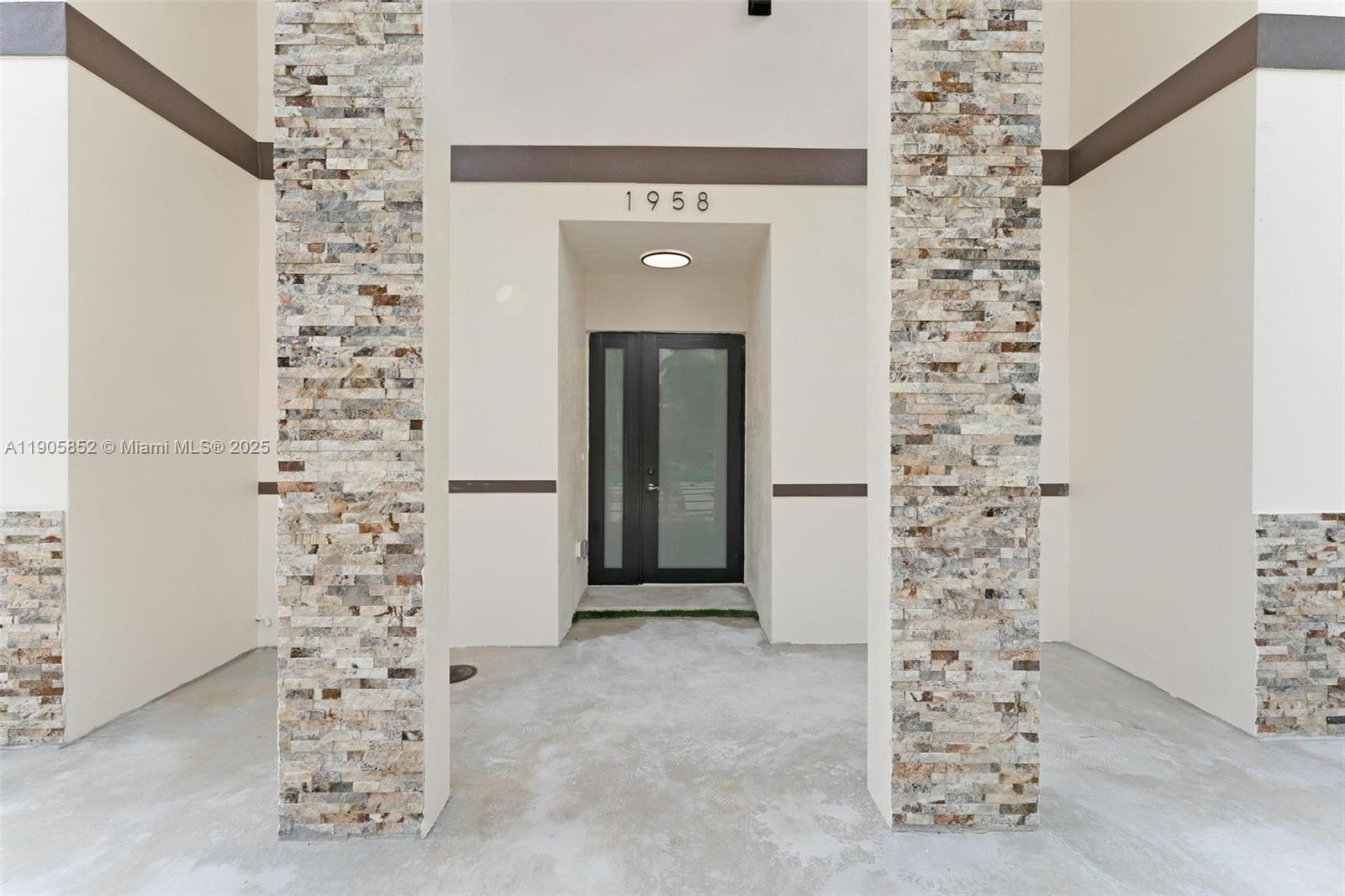 LITTLE RIVER FARMS - Residential Income