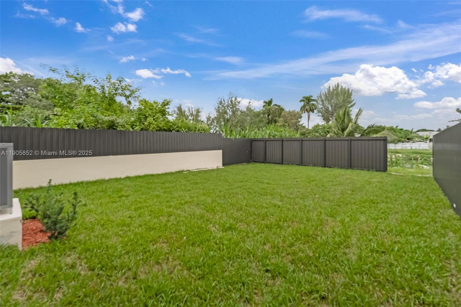 LITTLE RIVER FARMS - Residential Income