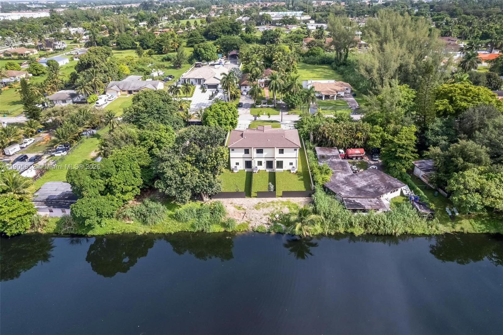 LITTLE RIVER FARMS - Residential Income