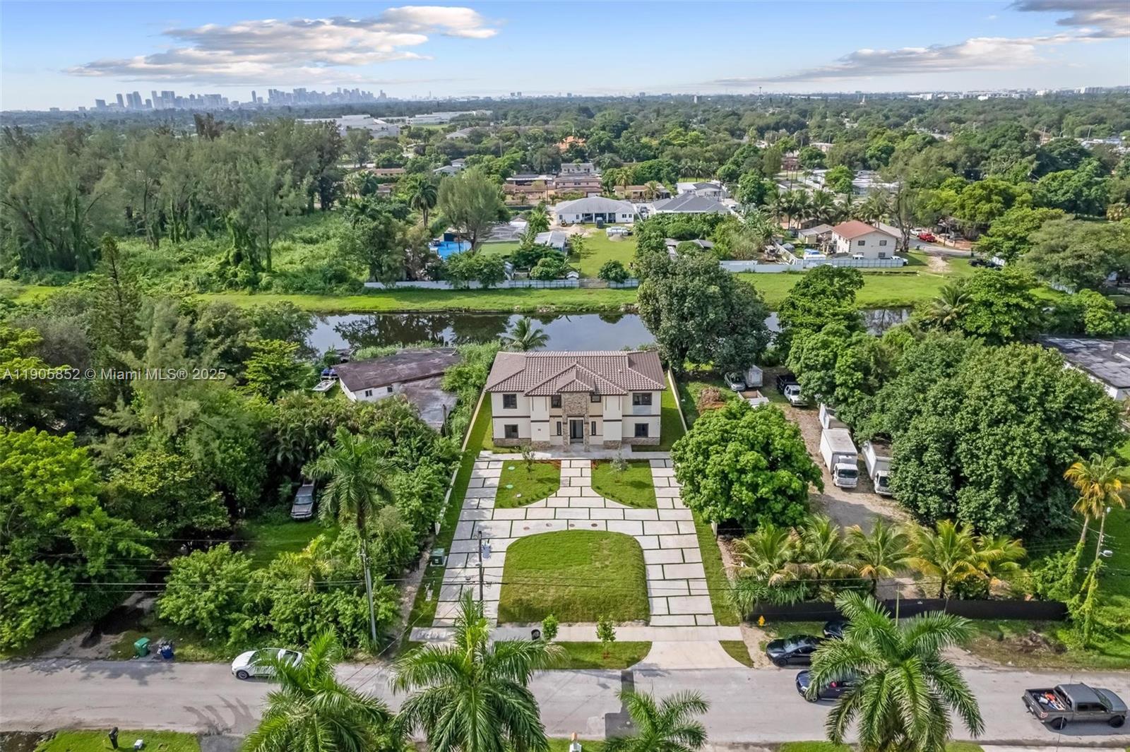 LITTLE RIVER FARMS - Residential Income