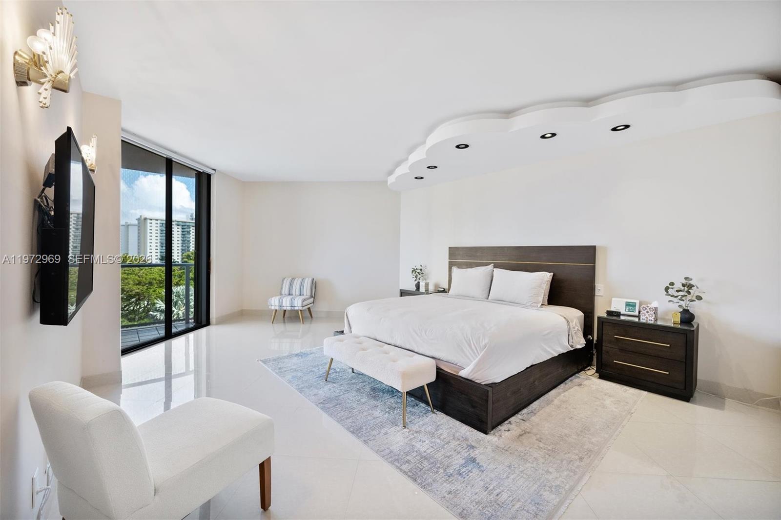 MARINA TOWER CONDO - Residential