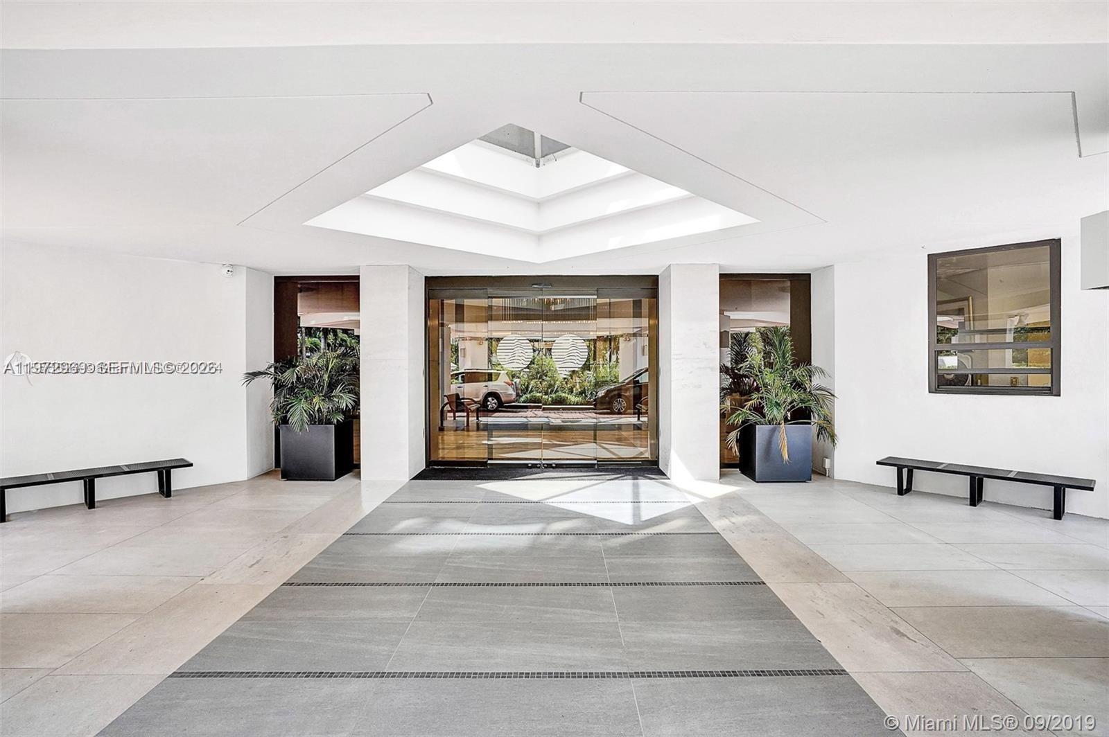 MARINA TOWER CONDO - Residential