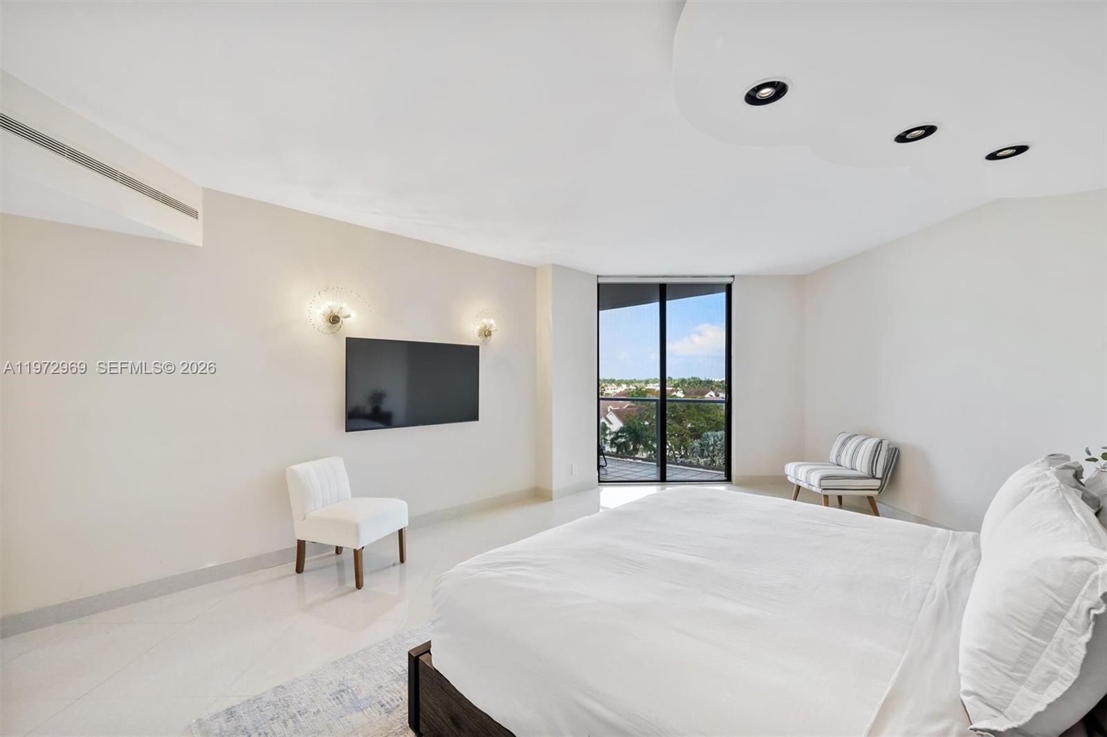 MARINA TOWER CONDO - Residential