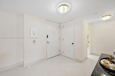 Tiny photo for 19500 Turnberry Way #5F, Aventura, FL 33180 (MLS # A11972969)