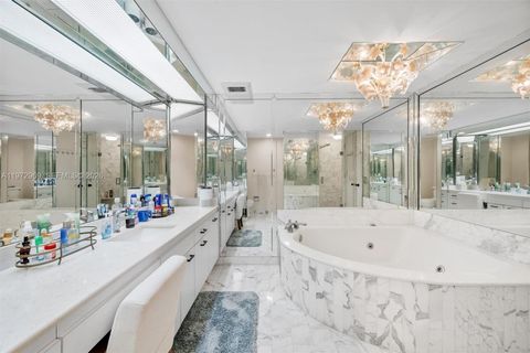 Tiny photo for 19500 Turnberry Way #5F, Aventura, FL 33180 (MLS # A11972969)