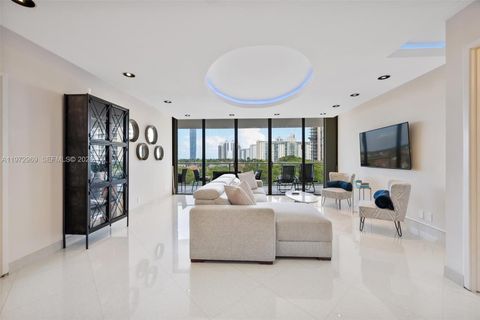 Tiny photo for 19500 Turnberry Way #5F, Aventura, FL 33180 (MLS # A11972969)