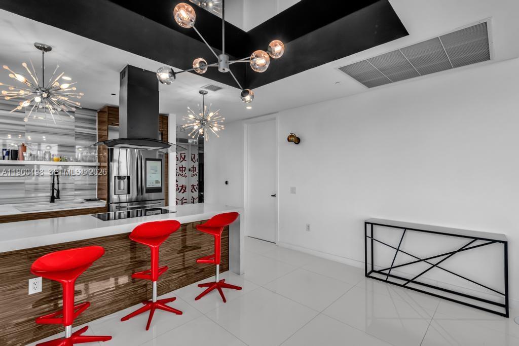 MARQUIS CONDO - Residential