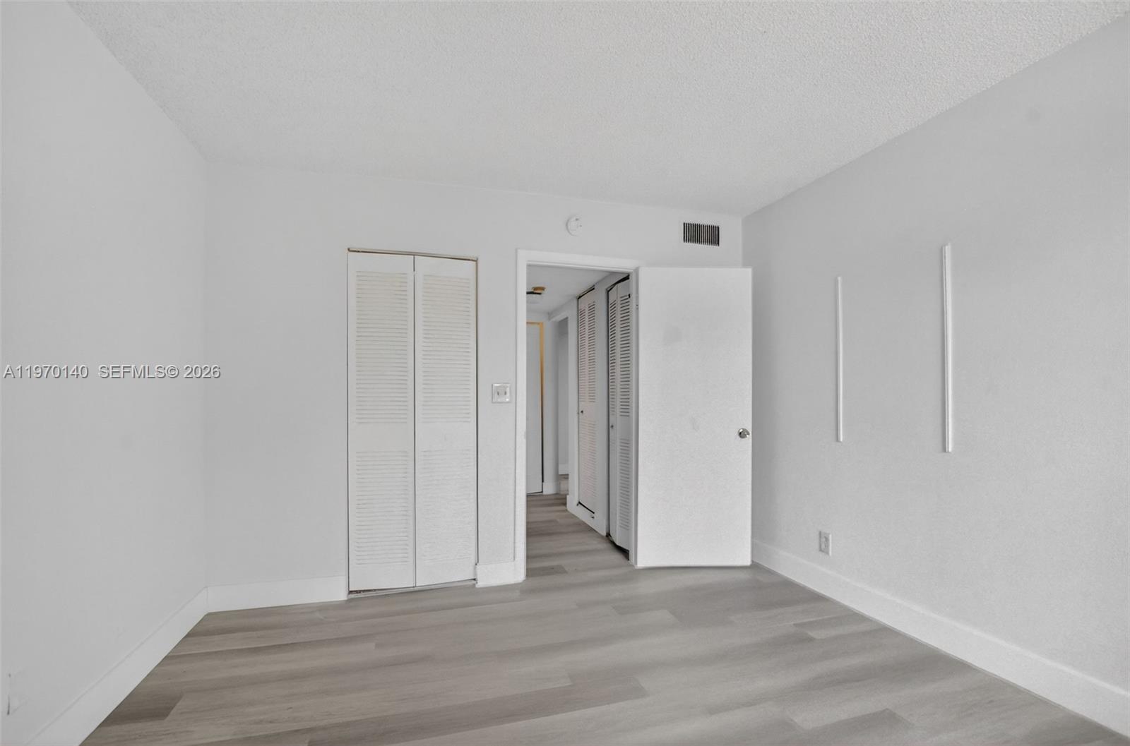 CASA DEL RIO CONDO - Residential