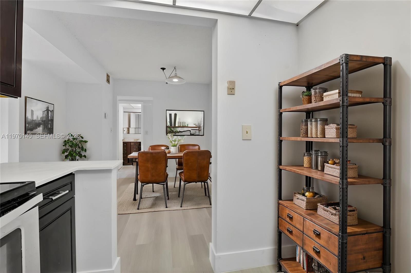 CASA DEL RIO CONDO - Residential