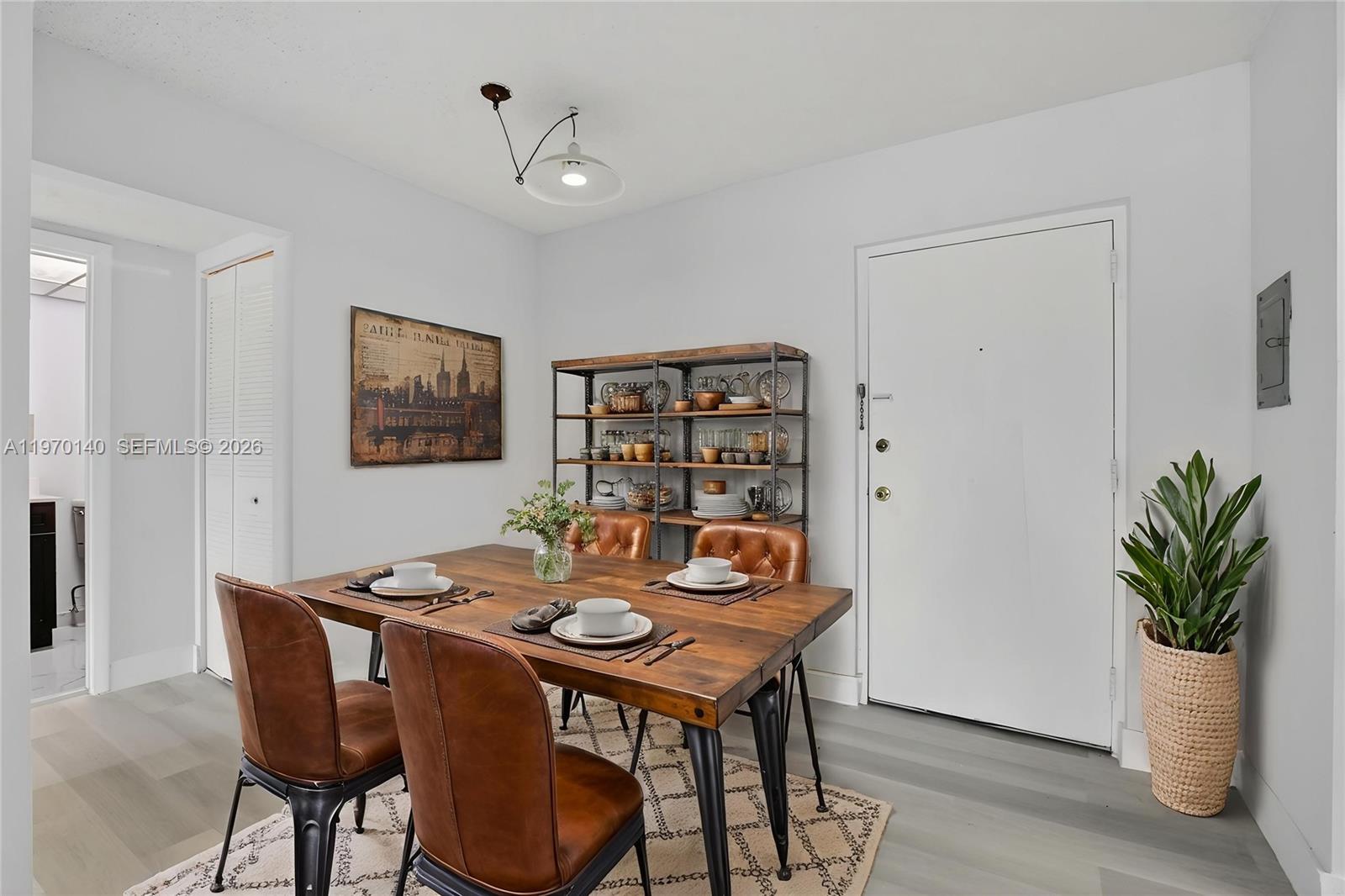 CASA DEL RIO CONDO - Residential