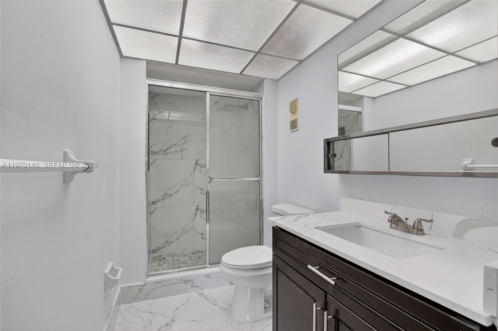 CASA DEL RIO CONDO - Residential