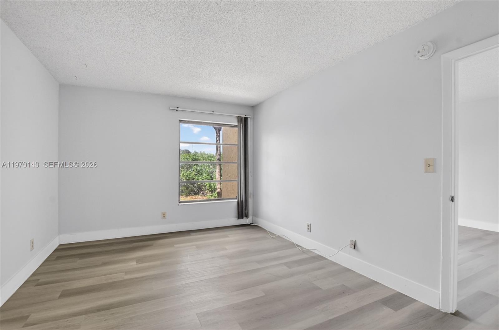 CASA DEL RIO CONDO - Residential