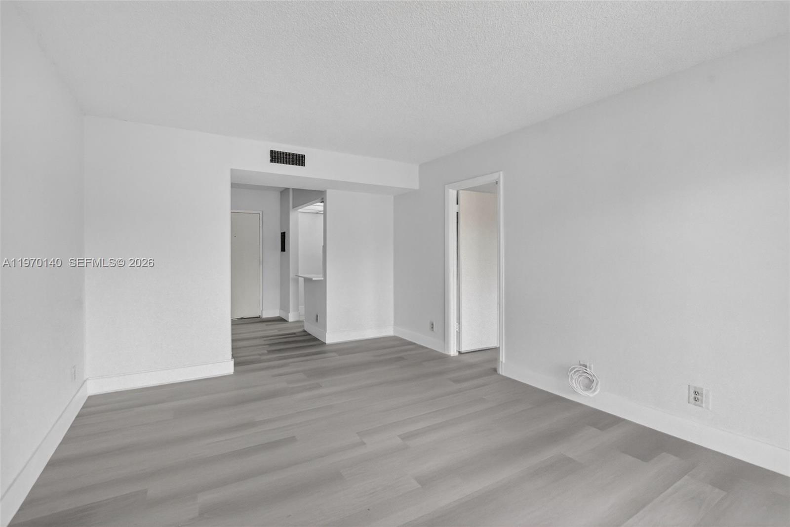 CASA DEL RIO CONDO - Residential