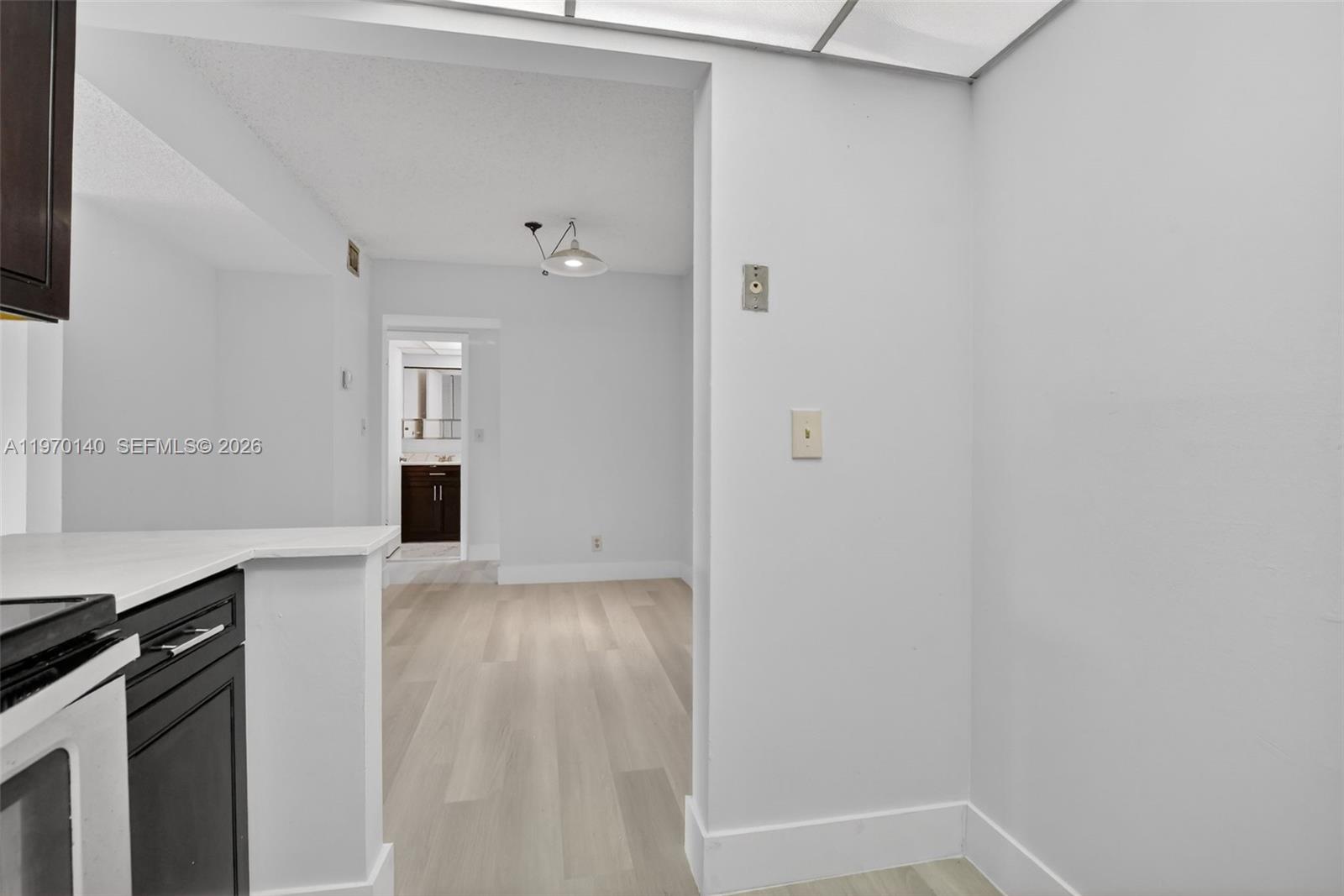 CASA DEL RIO CONDO - Residential