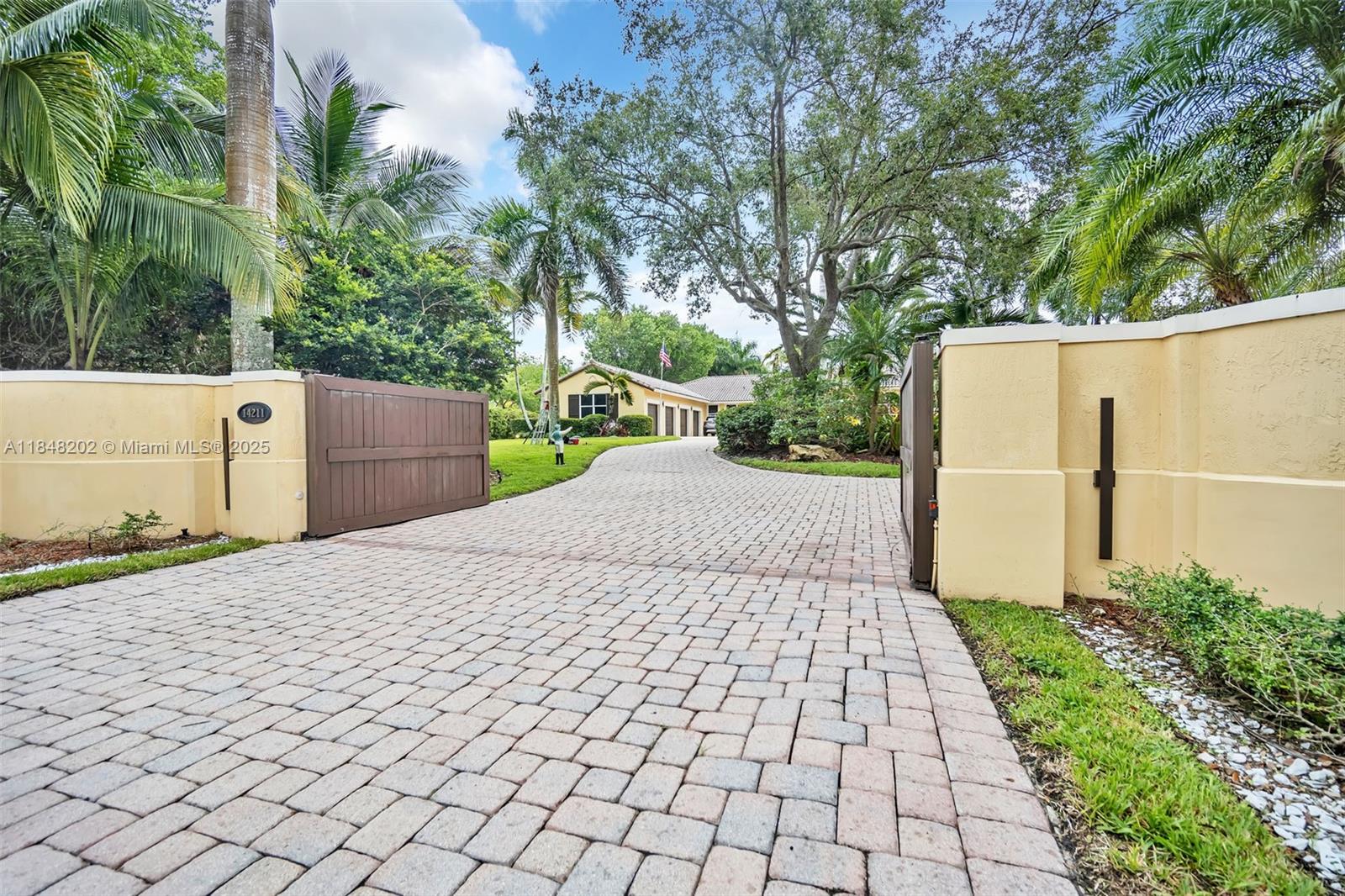 EVERGLADES SUGAR & LAND - Residential