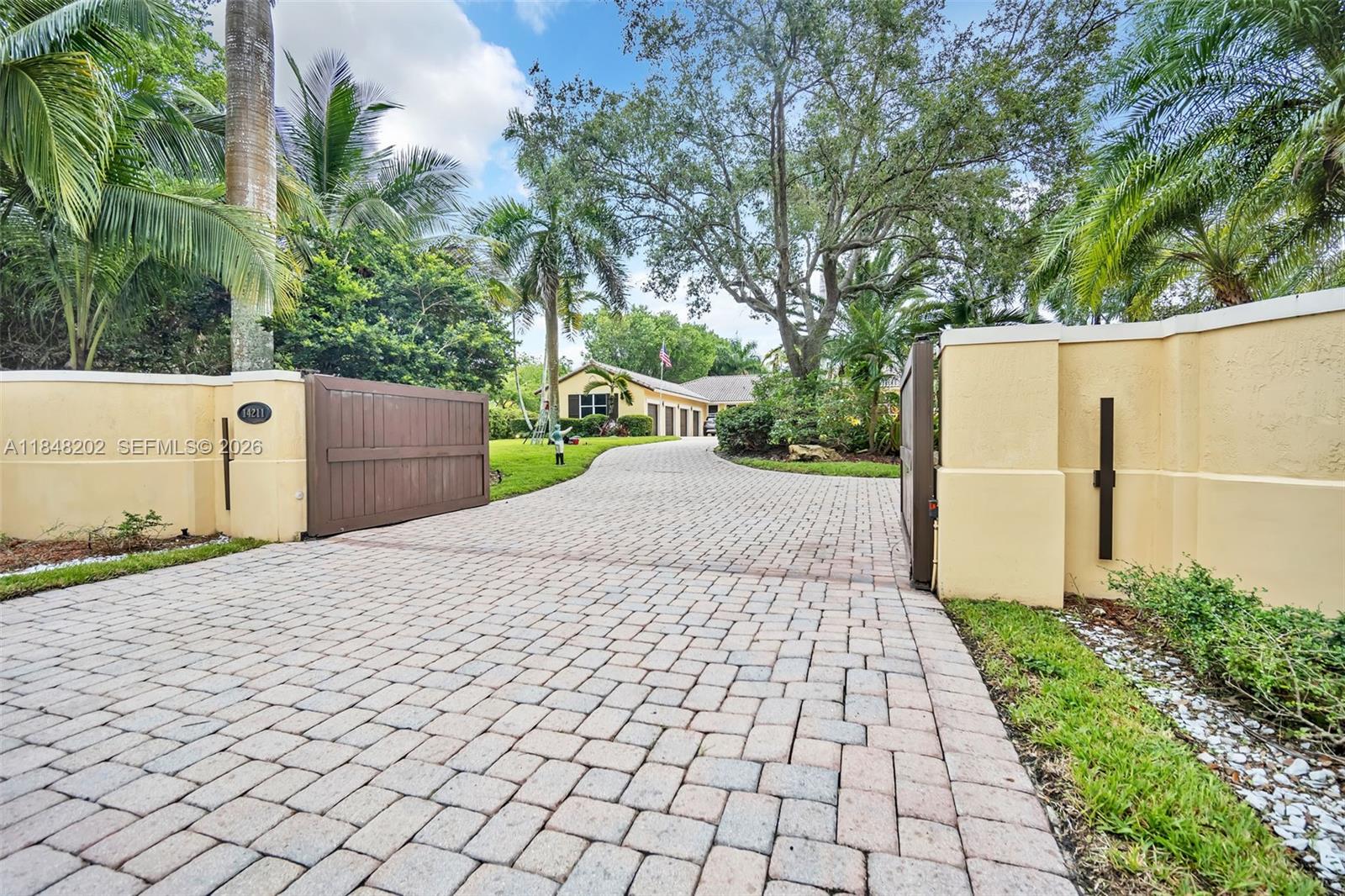 EVERGLADES SUGAR & LAND - Residential