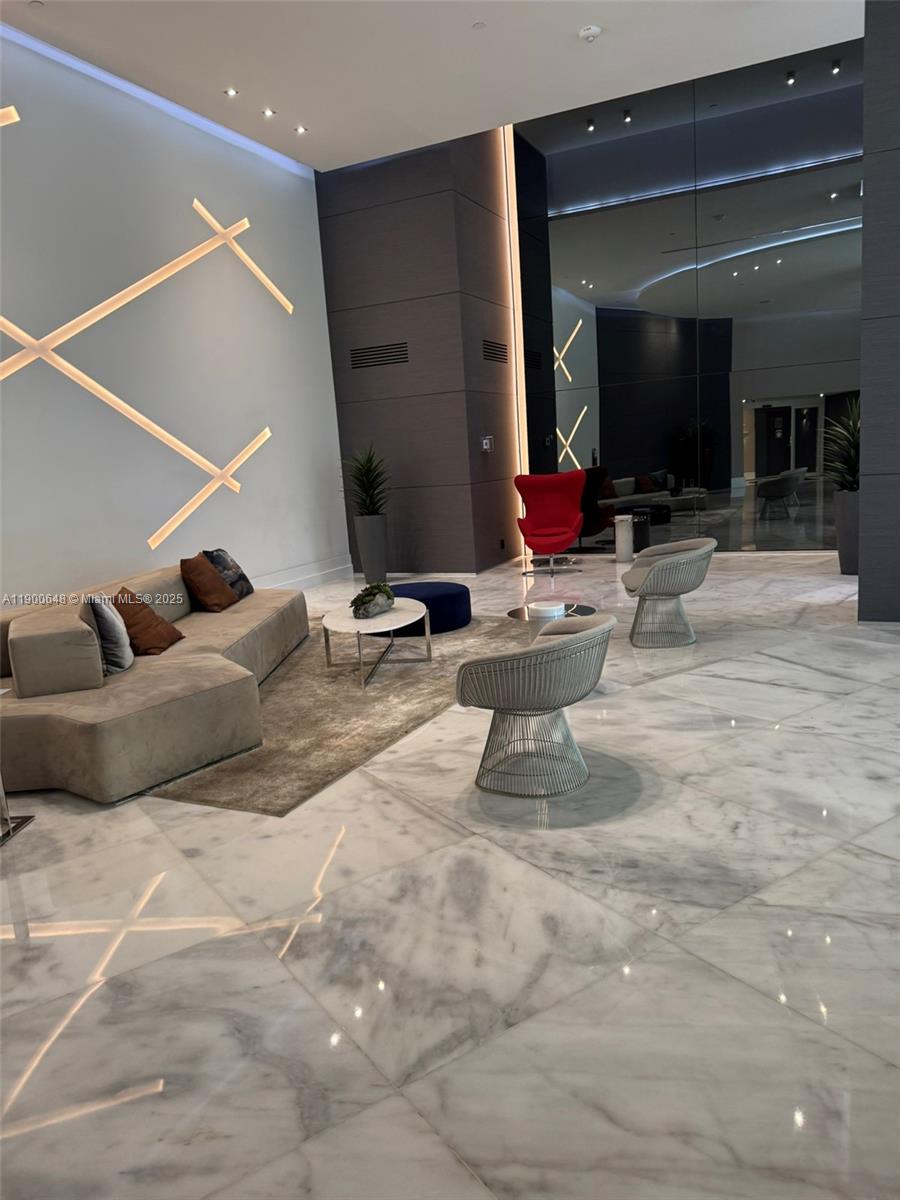 PARC CENTRAL AVENTURA EAS - Residential