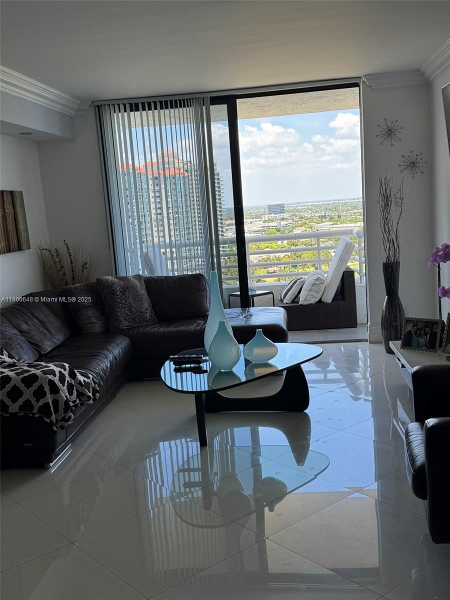 PARC CENTRAL AVENTURA EAS - Residential