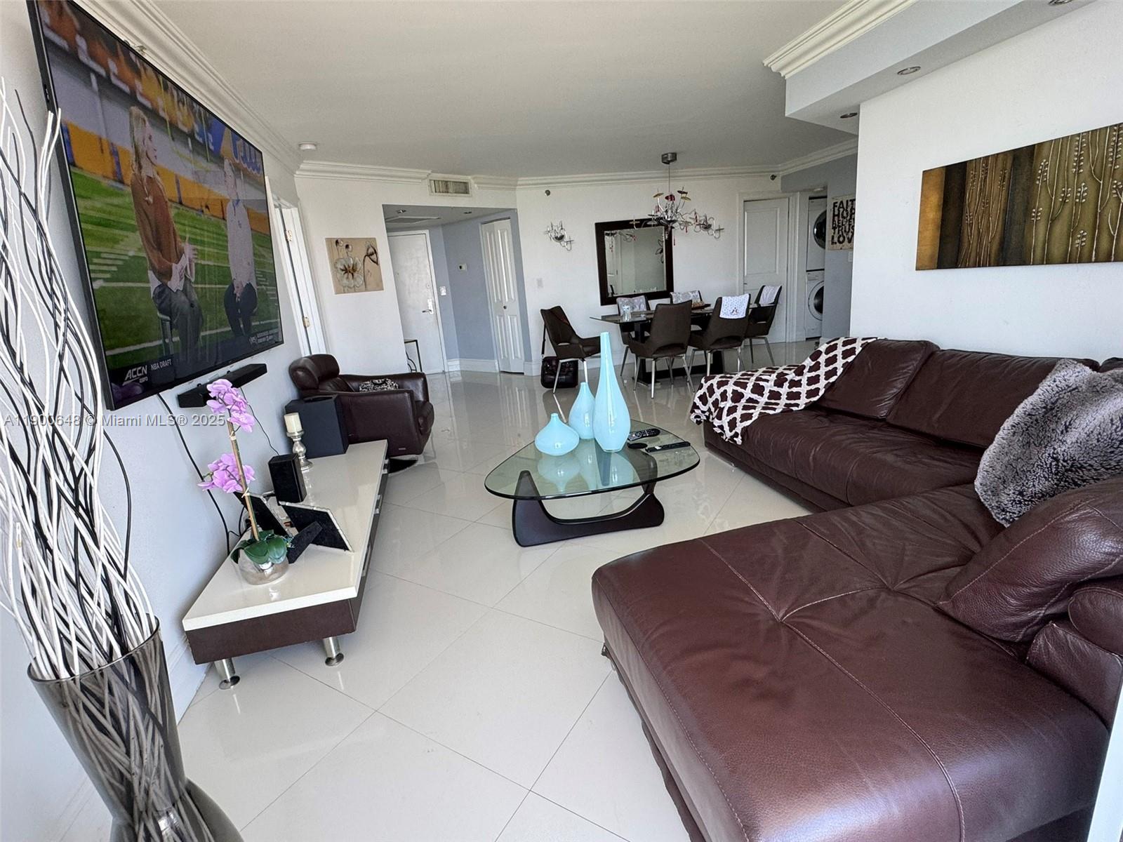 PARC CENTRAL AVENTURA EAS - Residential